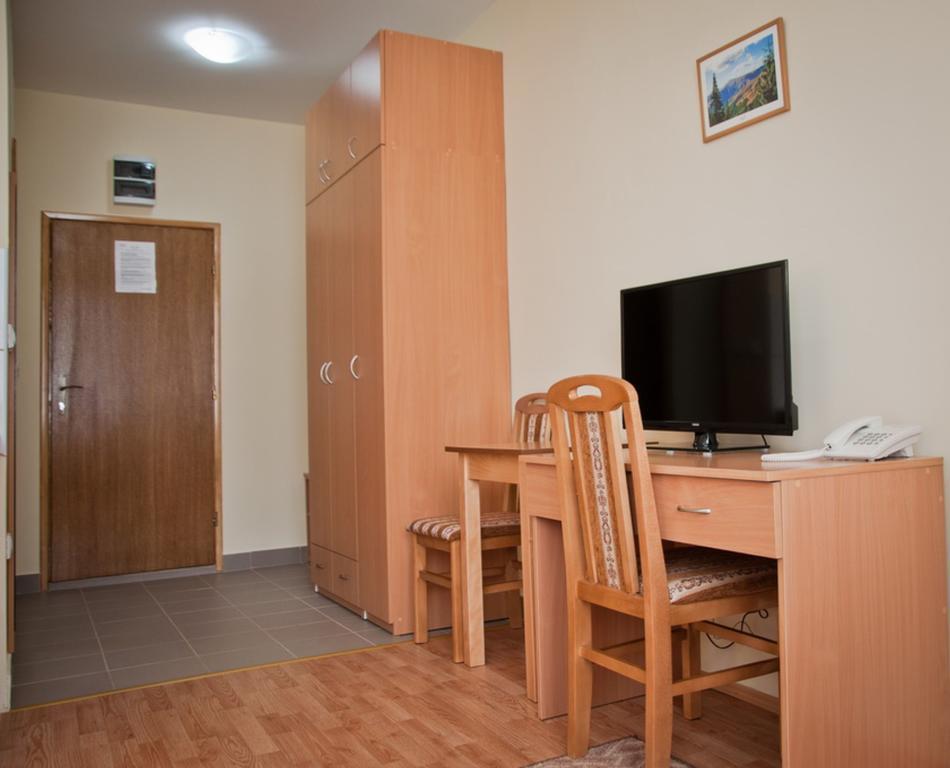 Garni Hotel Alma Pirot Habitación foto