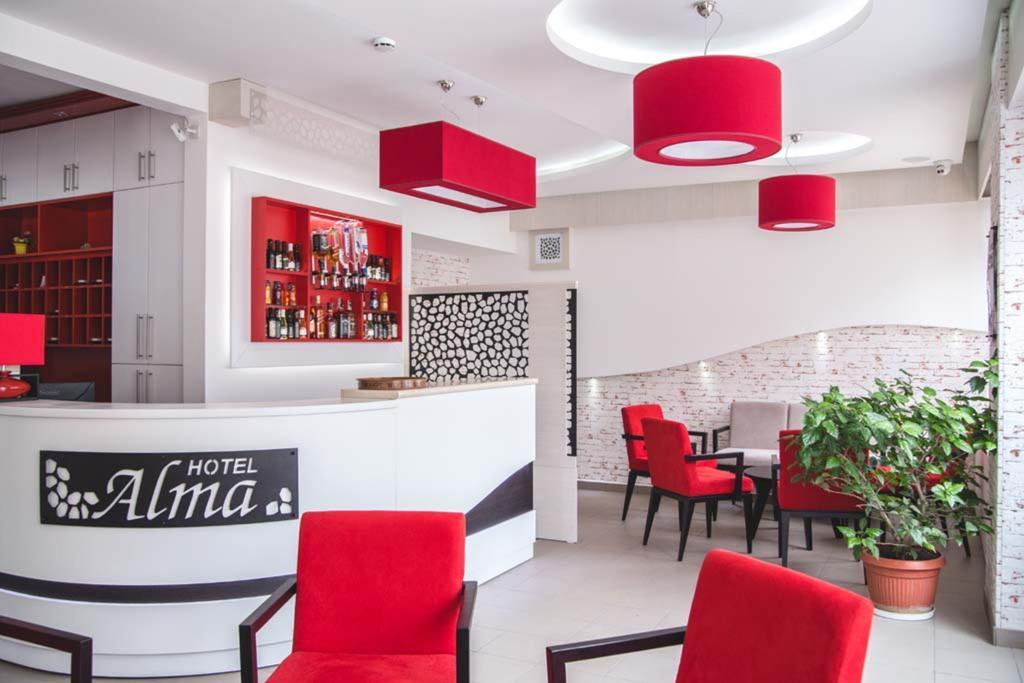 Garni Hotel Alma Pirot Exterior foto