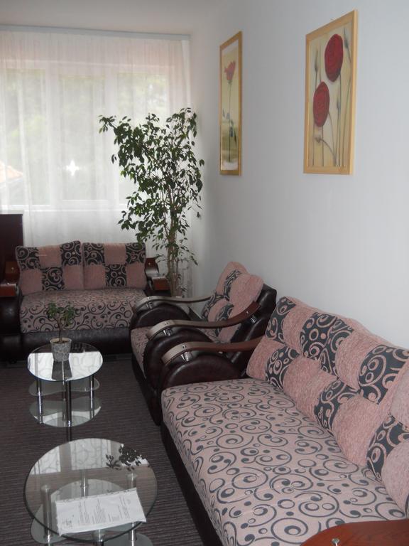 Garni Hotel Alma Pirot Exterior foto