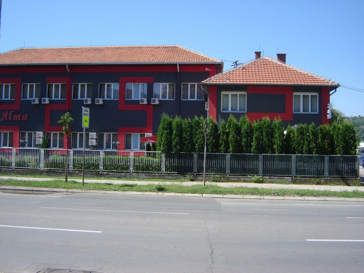 Garni Hotel Alma Pirot Exterior foto